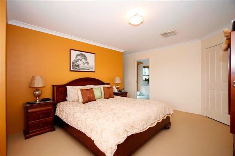 12 Montezuma Loop, CANNING VALE WA 6155, Canning Vale - Thumbnail 2