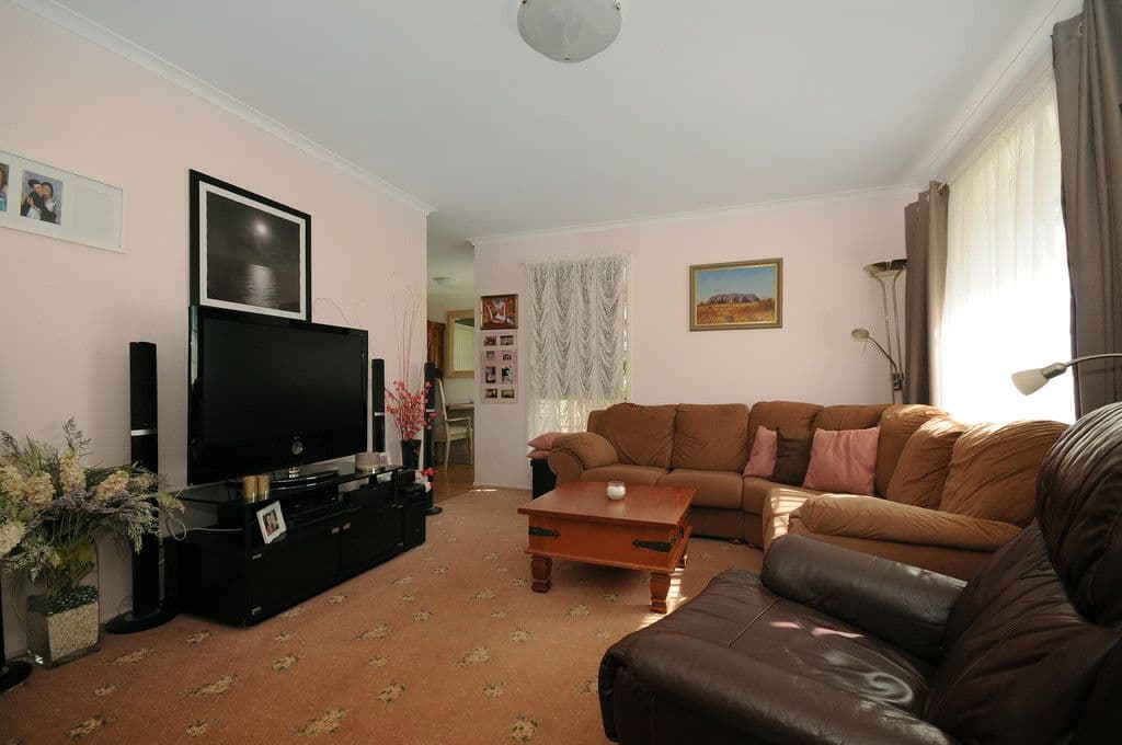 6 Quinlan Court, Darling Heights QLD 4350, Darling Heights - Thumbnail 2