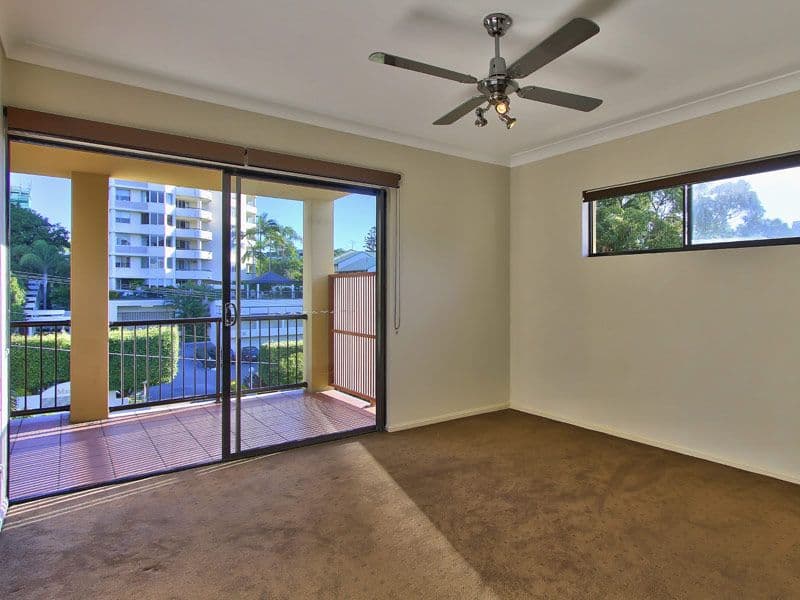 64 Lambert Street, KANGAROO POINT QLD 4169, Kangaroo Point - Thumbnail 7