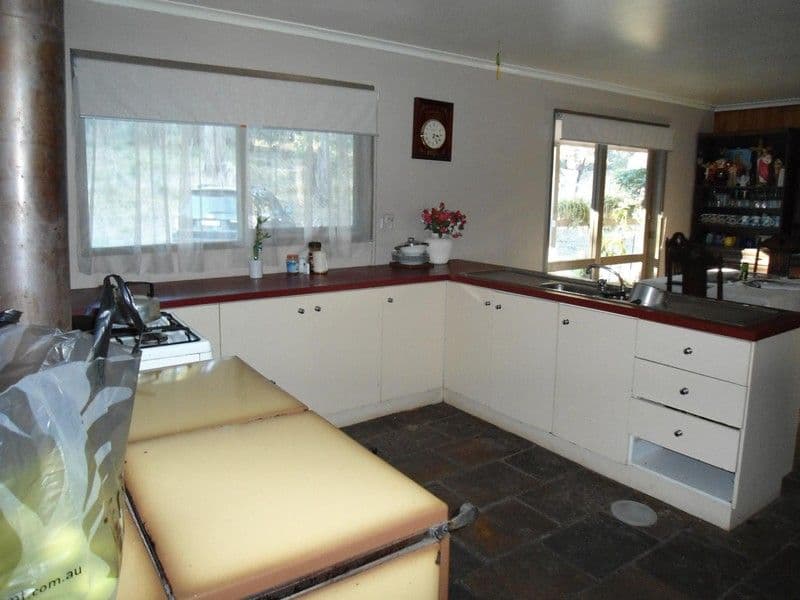 148 Morrison Court, HEATHCOTE VIC 3523, Heathcote - Thumbnail 6