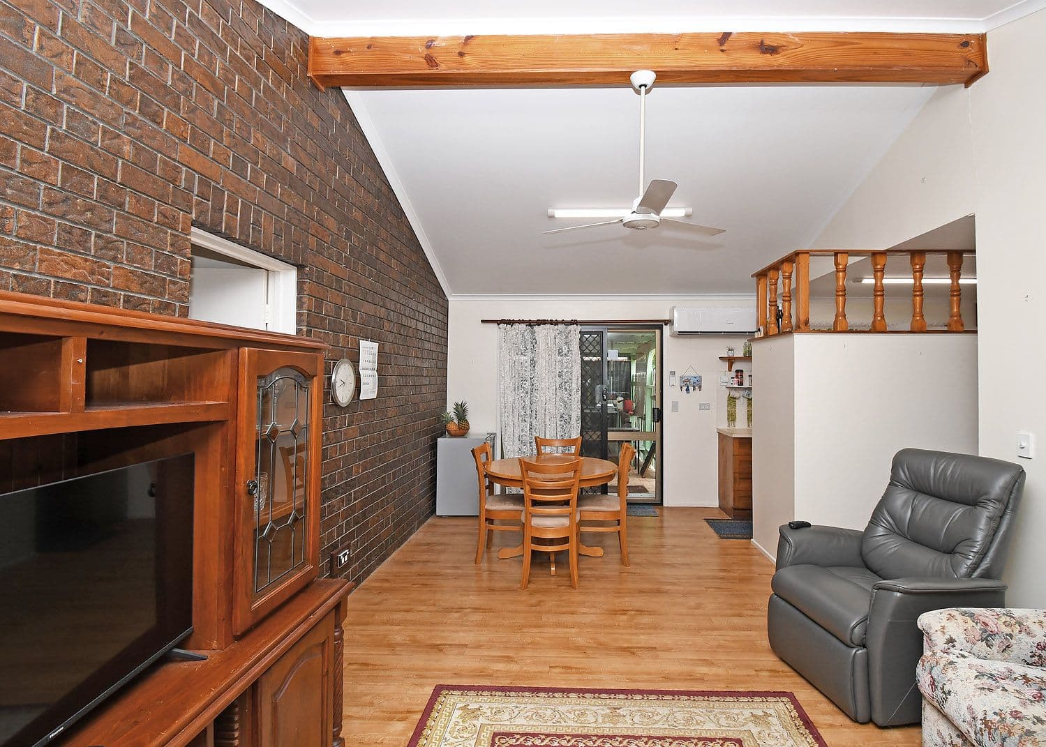 27-29 Orchid Avenue, Urangan QLD 4655, Urangan - Thumbnail 4