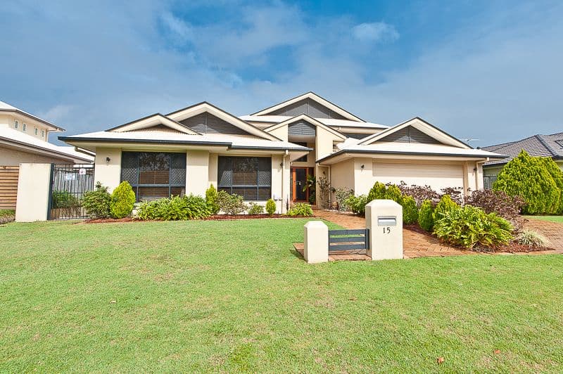 15 Fiesole Place, BRIDGEMAN DOWNS QLD 4035, Bridgeman Downs - Thumbnail 2
