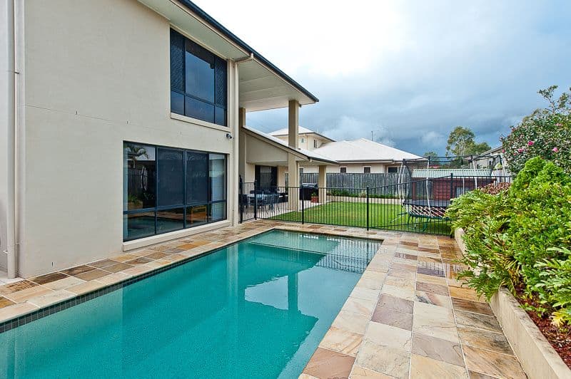 15 Fiesole Place, BRIDGEMAN DOWNS QLD 4035, Bridgeman Downs - Thumbnail 3