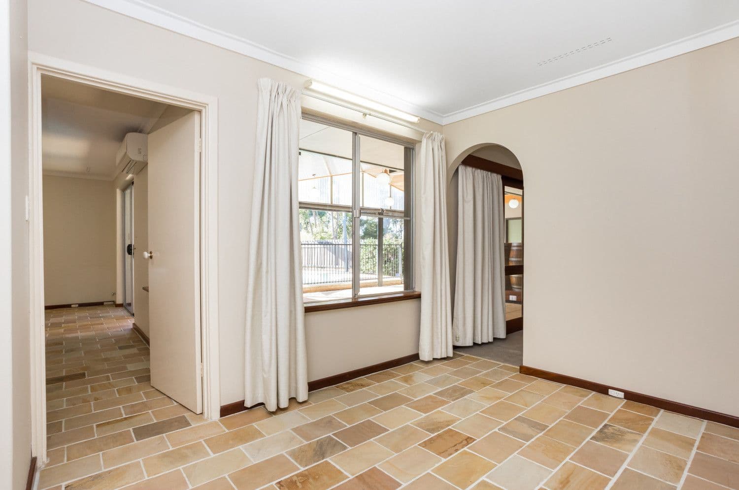 1 Hummerston Road, Kalamunda WA 6076, Kalamunda - Thumbnail 5