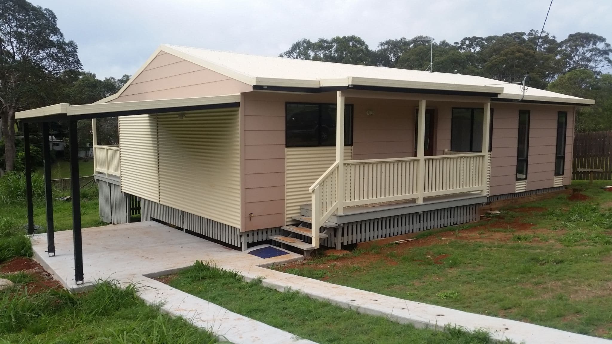 9 Mountain View Crescent, Russell Island QLD 4184, Russell Island - Thumbnail 2
