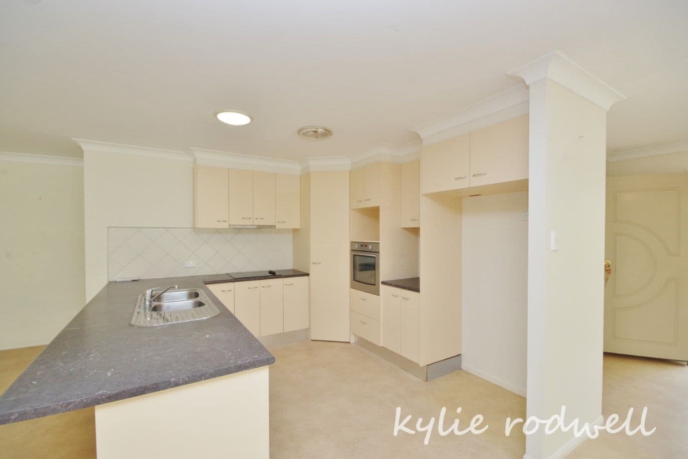 22 Golden Grove, Mundoolun QLD 4285, Mundoolun - Thumbnail 5