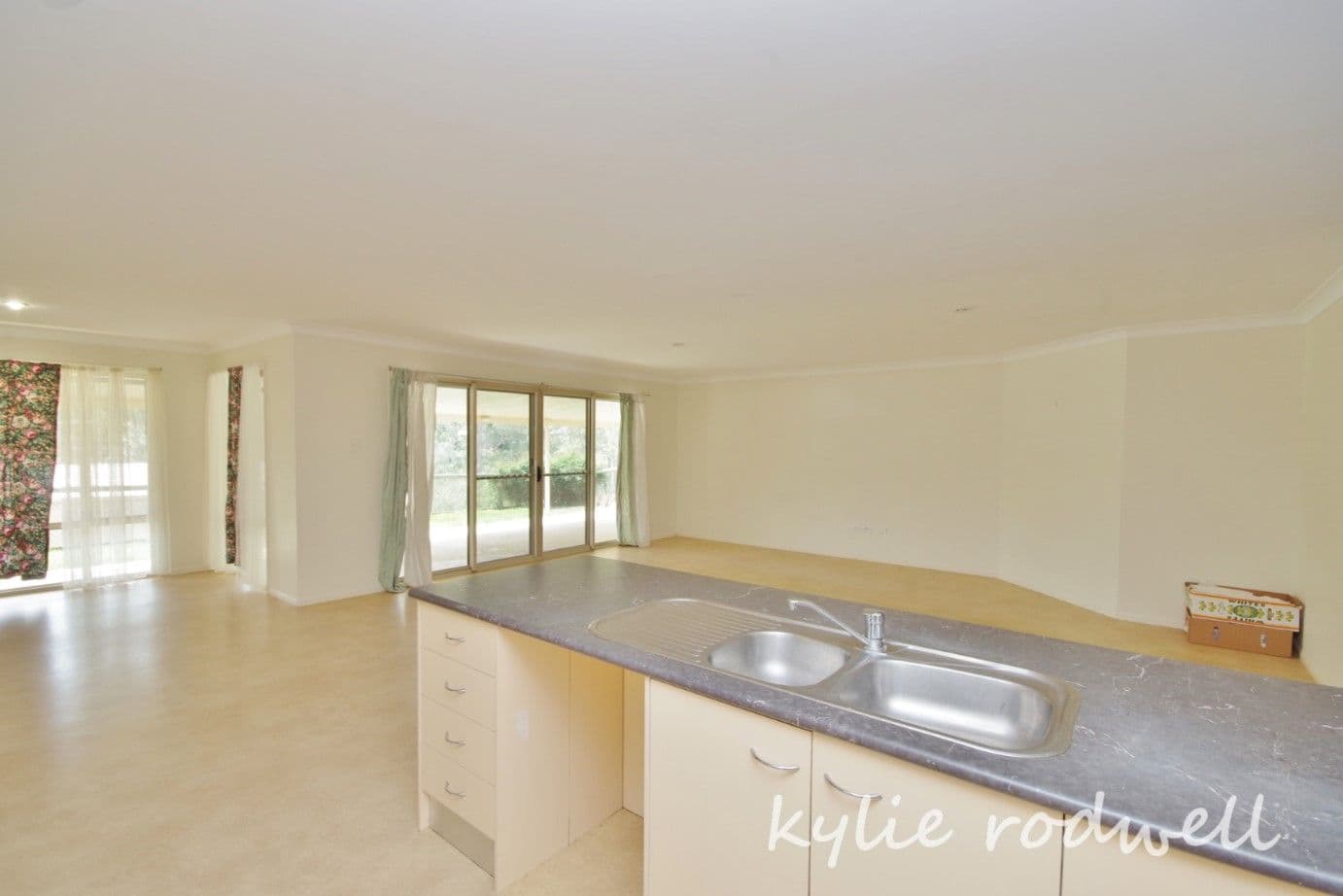 22 Golden Grove, Mundoolun QLD 4285, Mundoolun - Thumbnail 6