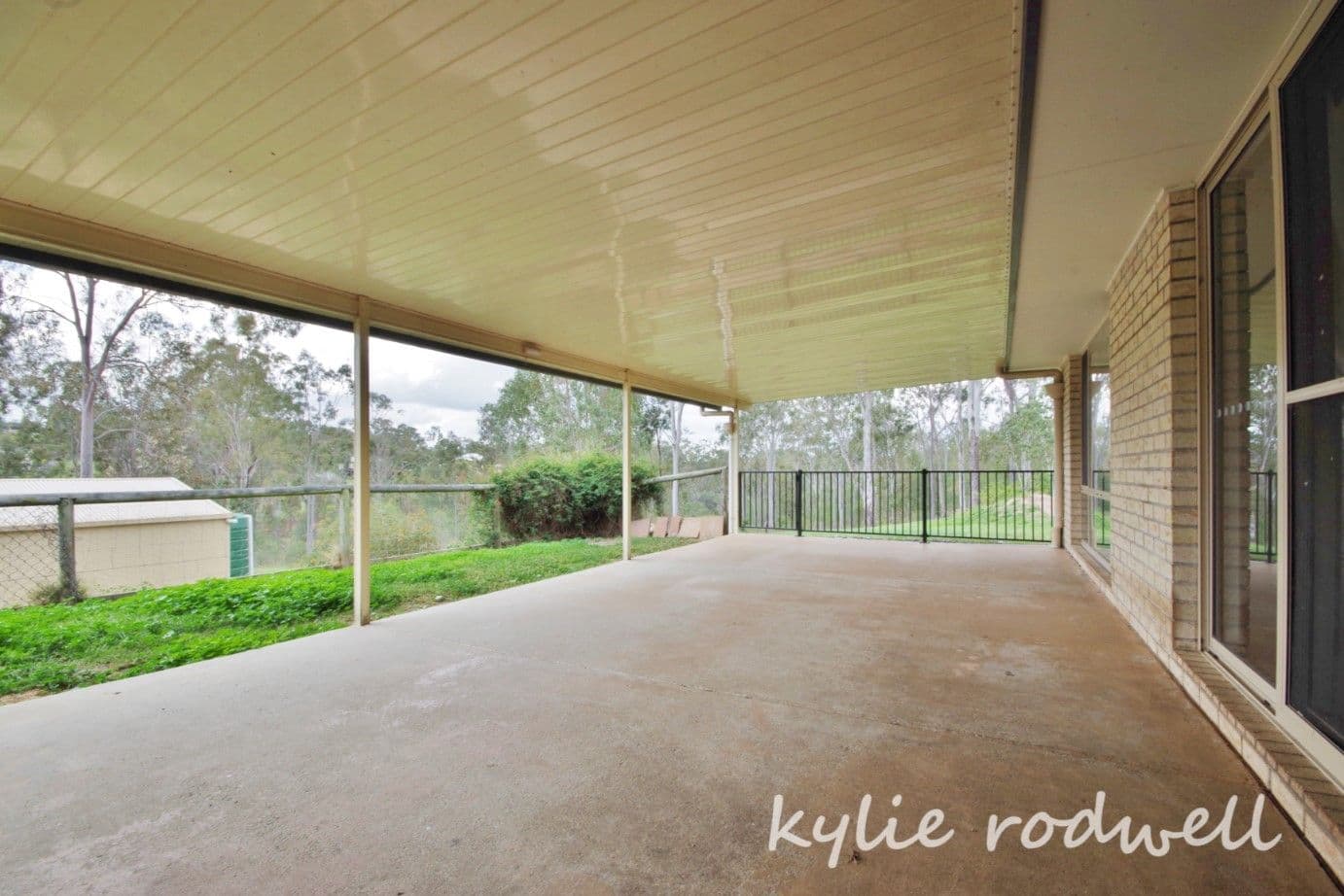 22 Golden Grove, Mundoolun QLD 4285, Mundoolun - Thumbnail 7