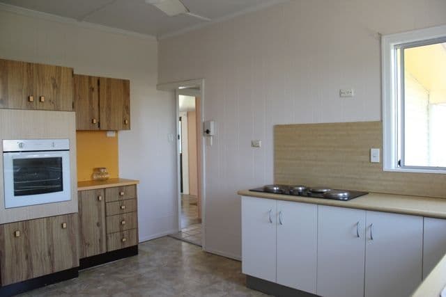 4 Covell Street, INGHAM QLD 4850, Ingham - Thumbnail 4