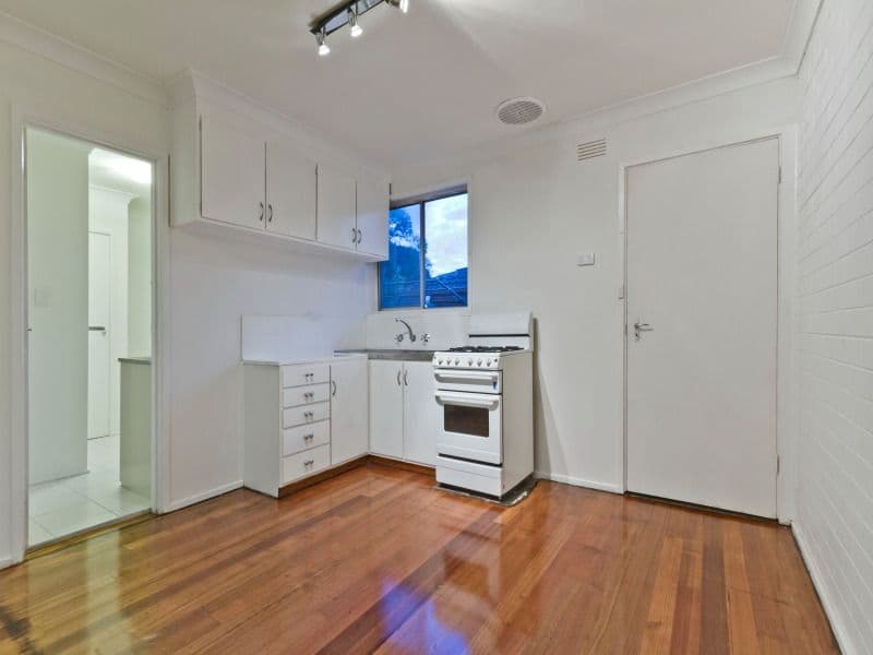 16 Walbundry Avenue, FRANKSTON VIC 3199, Frankston - Thumbnail 2