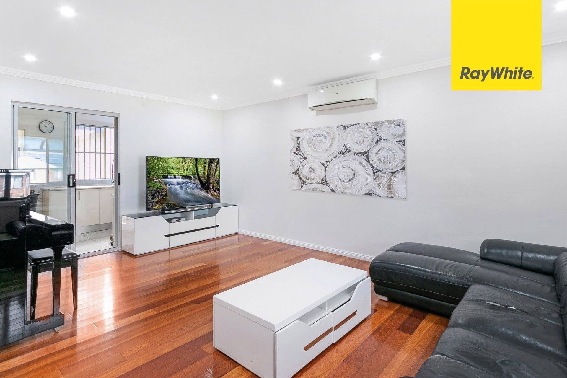16 Coorabin Place, Riverwood NSW 2210, Riverwood - Thumbnail 2