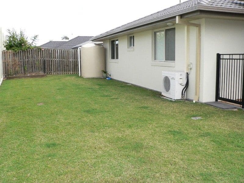 25 Oceanis Drive, OXENFORD QLD 4210, Oxenford - Thumbnail 4