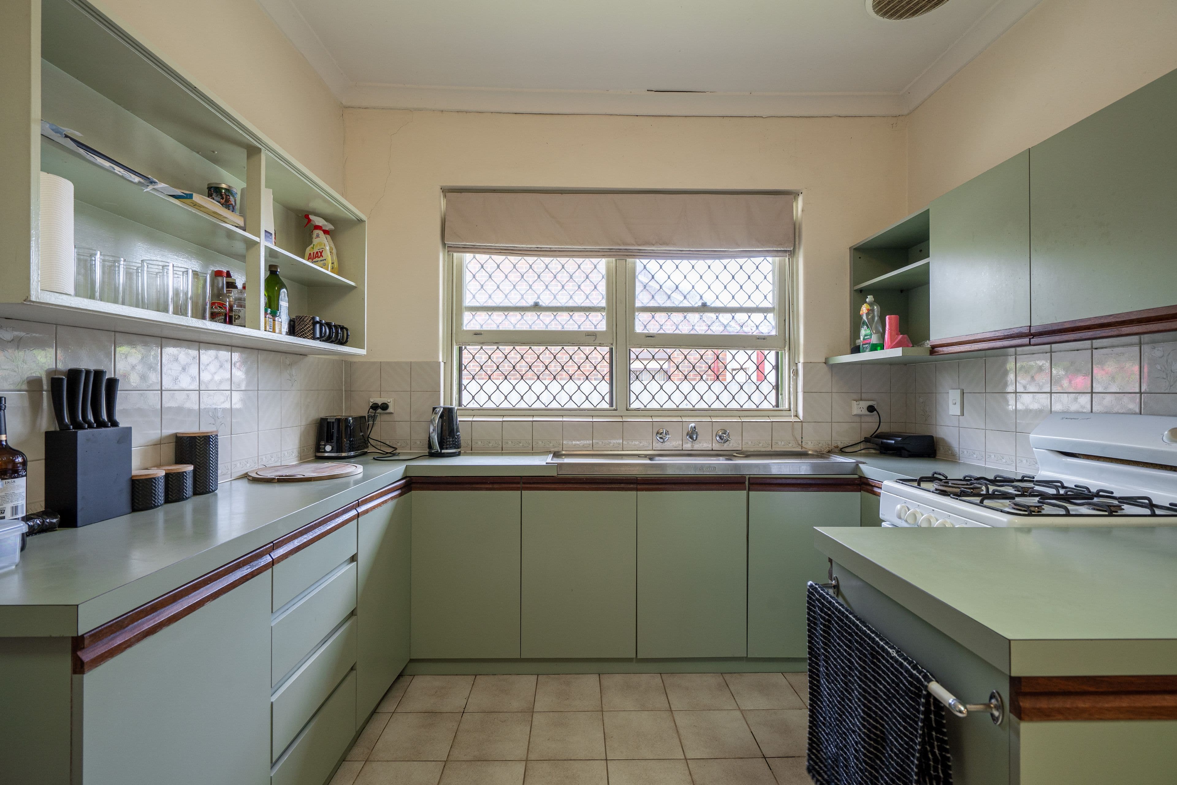 9 Kelly Street, Cloverdale WA 6105, Cloverdale - Thumbnail 6