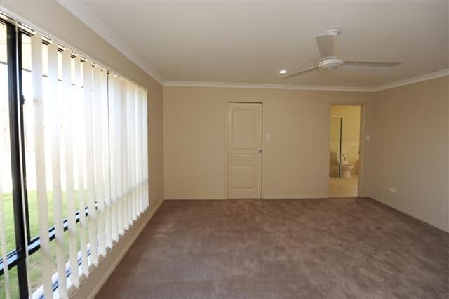 8 Petecost Close, GLADSTONE QLD 4680, Gladstone - Thumbnail 5