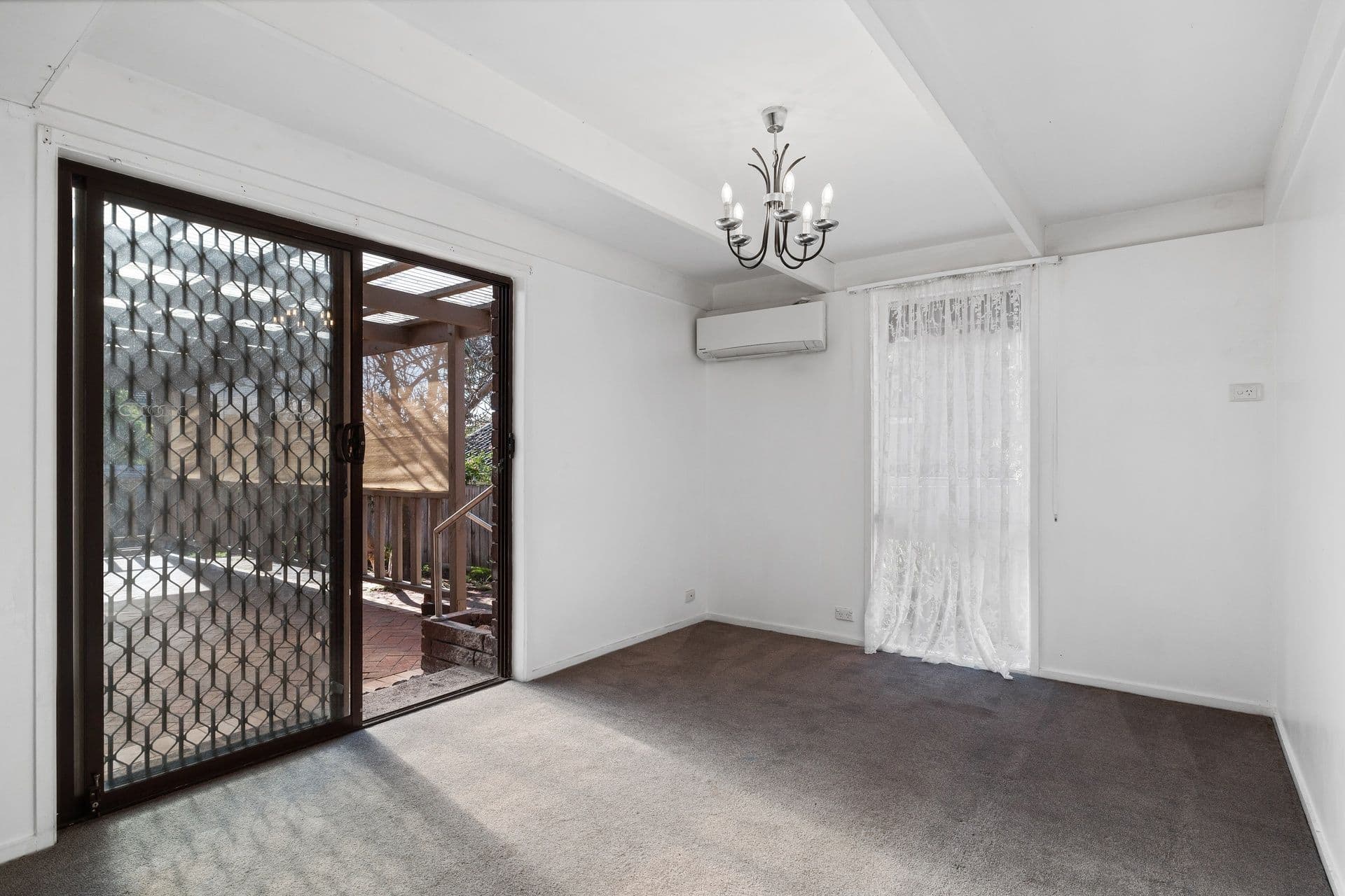 13 Corunna Court, Glen Waverley VIC 3150, Glen Waverley - Thumbnail 3