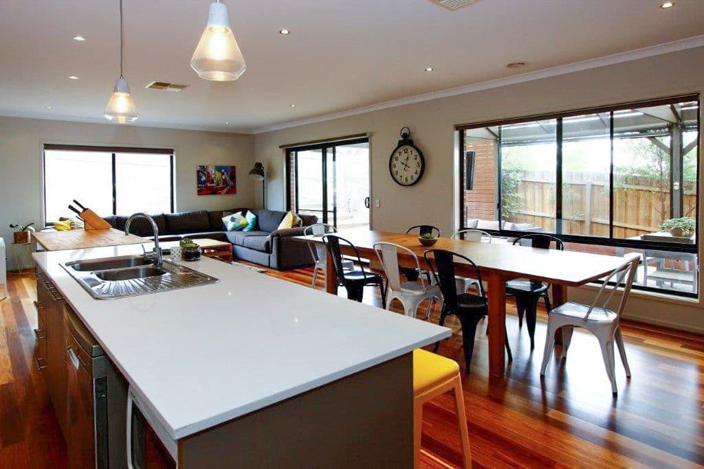 105 Province Boulevard, Highton VIC 3216, Highton - Thumbnail 3