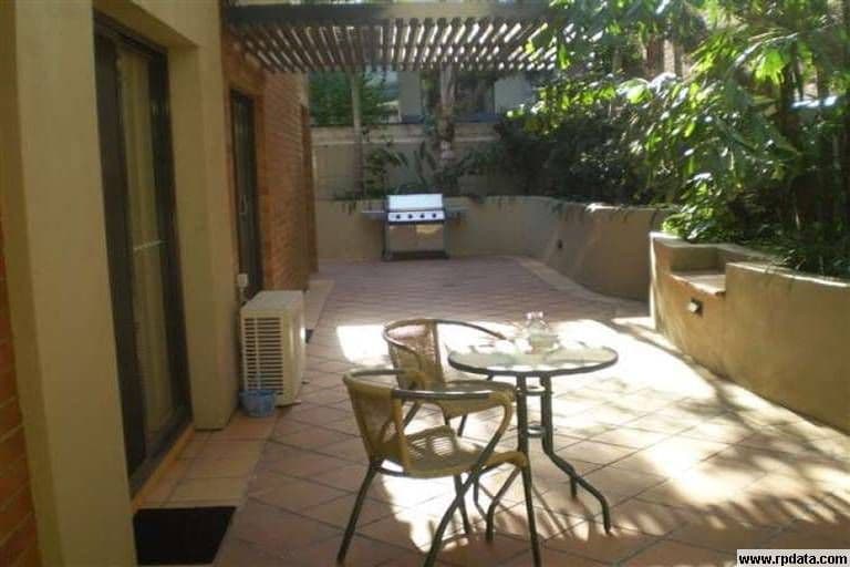 140  Commercial Road, NEWSTEAD QLD 4006, Newstead - Image 1