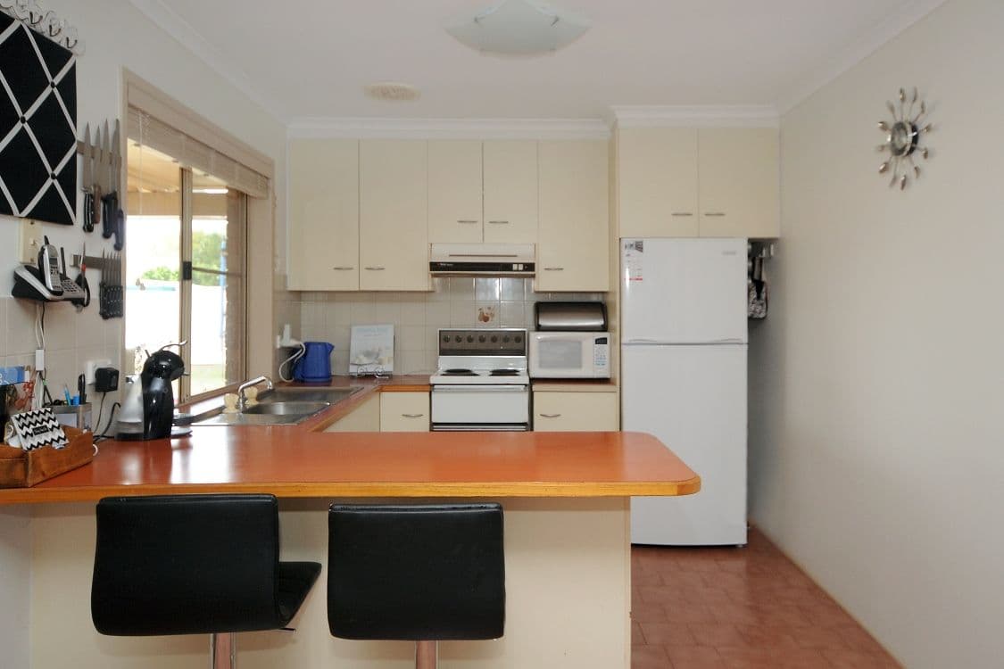 12 Hoffman Street, KEARNEYS SPRING QLD 4350, Kearneys Spring - Thumbnail 4