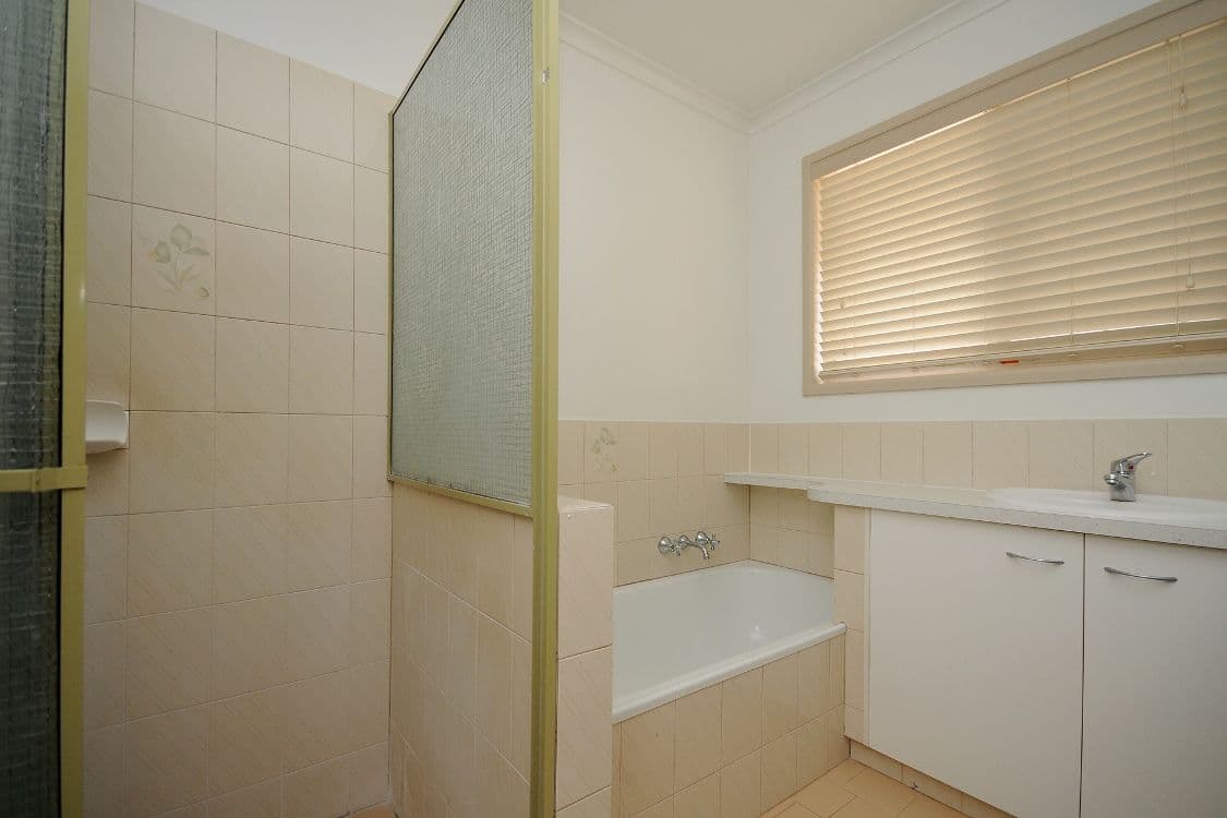 12 Hoffman Street, KEARNEYS SPRING QLD 4350, Kearneys Spring - Thumbnail 8