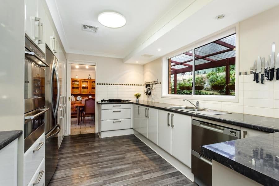6 Beverley Place, Cherrybrook - Thumbnail 4