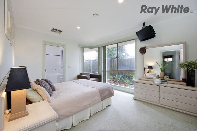 6 Davis Court, ALTONA MEADOWS VIC 3028, Altona Meadows - Thumbnail 5