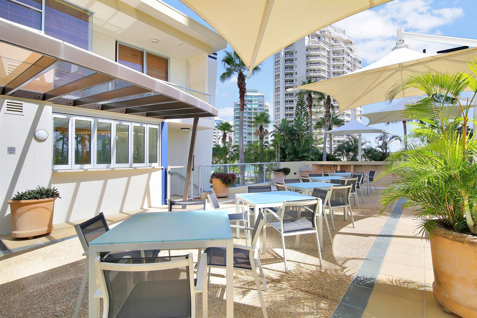 1 Lennie Avenue, Main Beach QLD 4217, Main Beach - Thumbnail 4