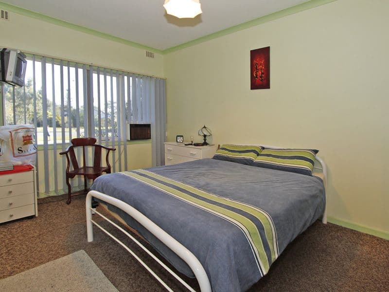 119 Balga Avenue, BALGA WA 6061, Balga - Thumbnail 4