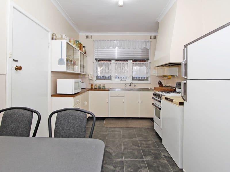 119 Balga Avenue, BALGA WA 6061, Balga - Thumbnail 8
