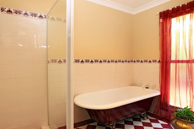11 Uranna Avenue, NORTH NOWRA NSW 2541, North Nowra - Thumbnail 8