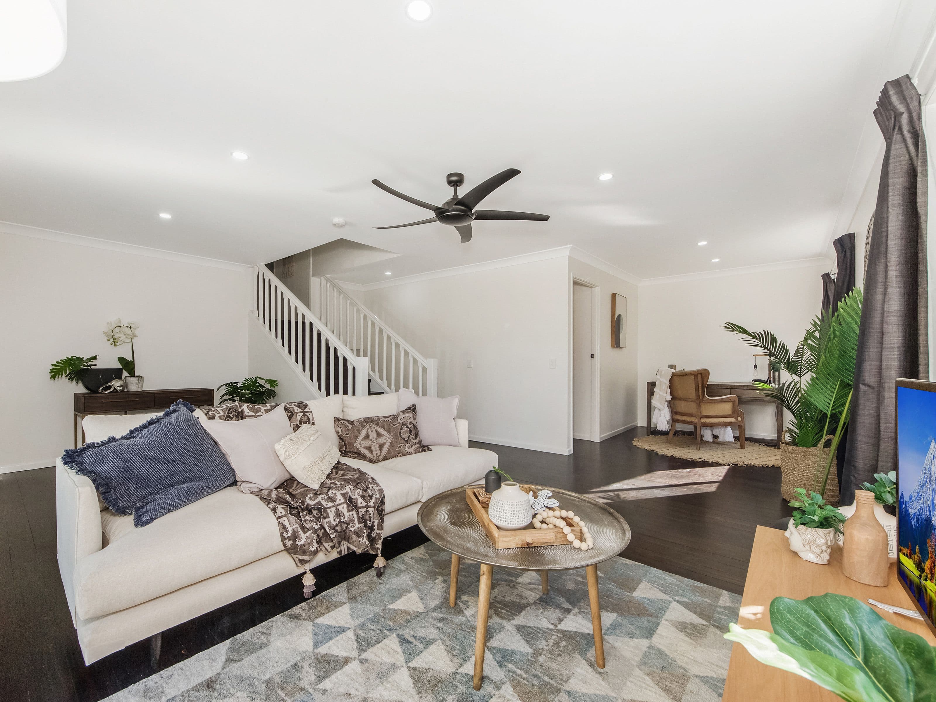 12 Kinloch Avenue, Benowa QLD 4217, Benowa - Thumbnail 6