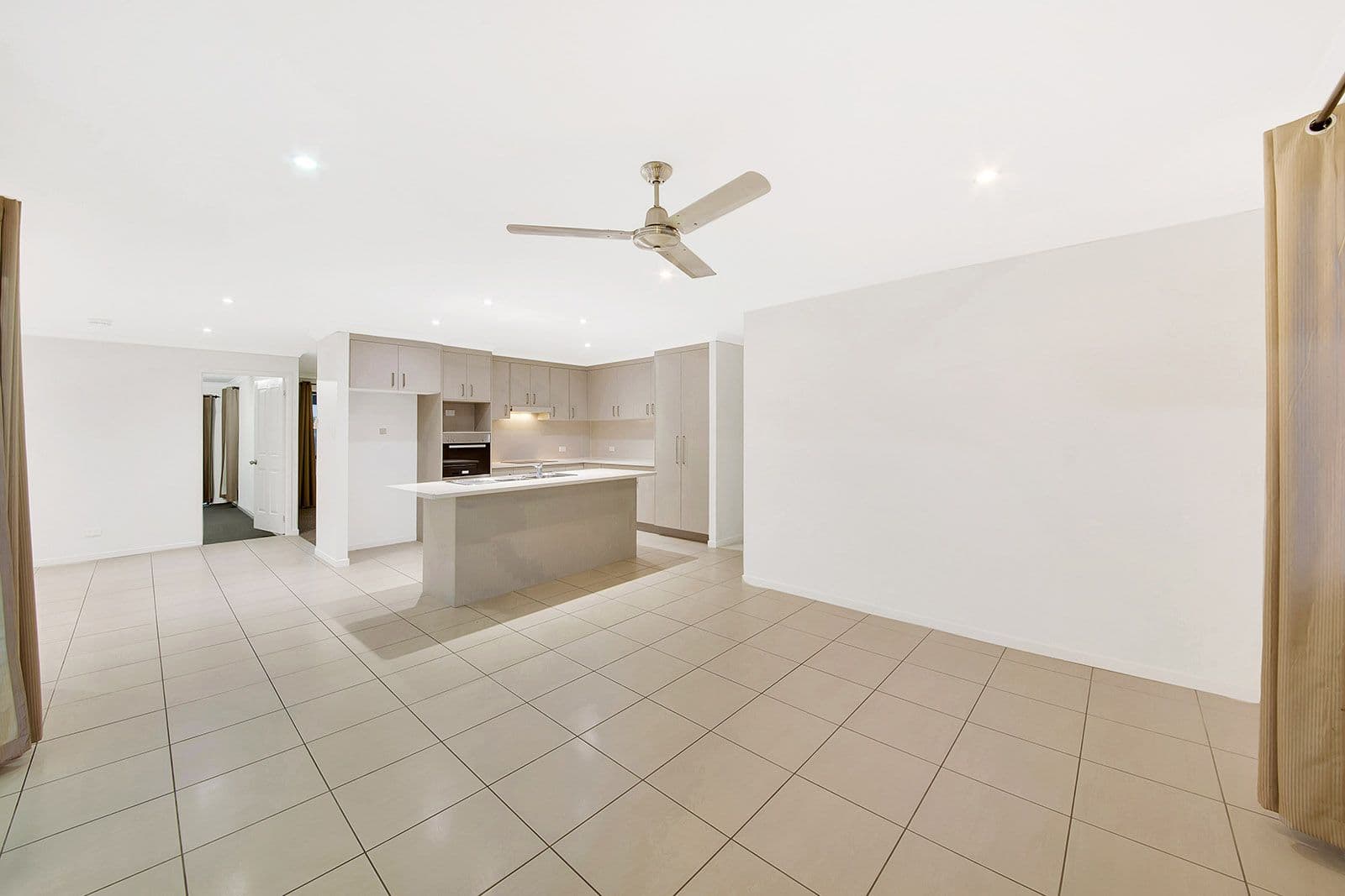 1 Eyre Court, Glen Eden QLD 4680, Glen Eden - Thumbnail 4