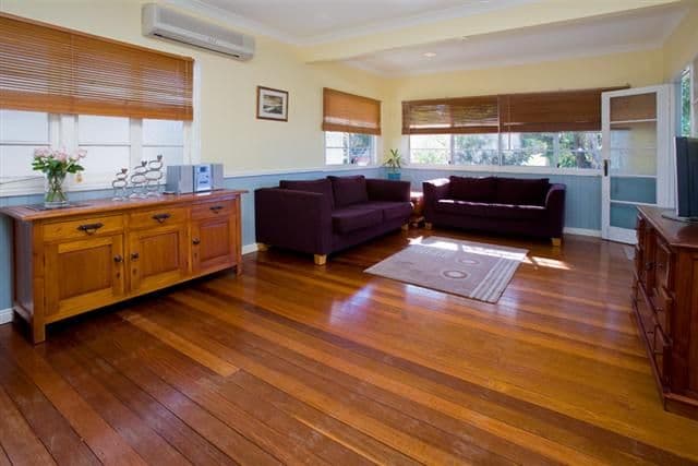 15 Avesnes Street, HOLLAND PARK QLD 4121, Holland Park - Thumbnail 2