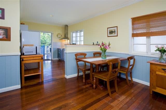 15 Avesnes Street, HOLLAND PARK QLD 4121, Holland Park - Thumbnail 3