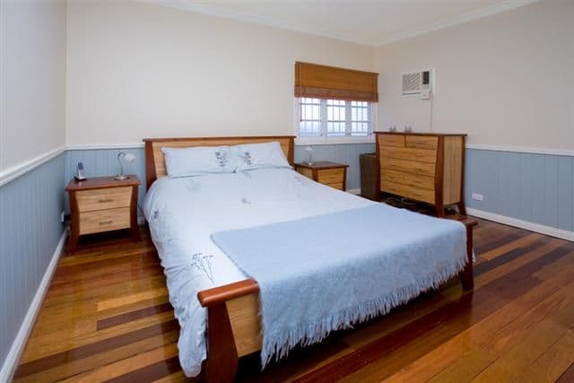 15 Avesnes Street, HOLLAND PARK QLD 4121, Holland Park - Thumbnail 7