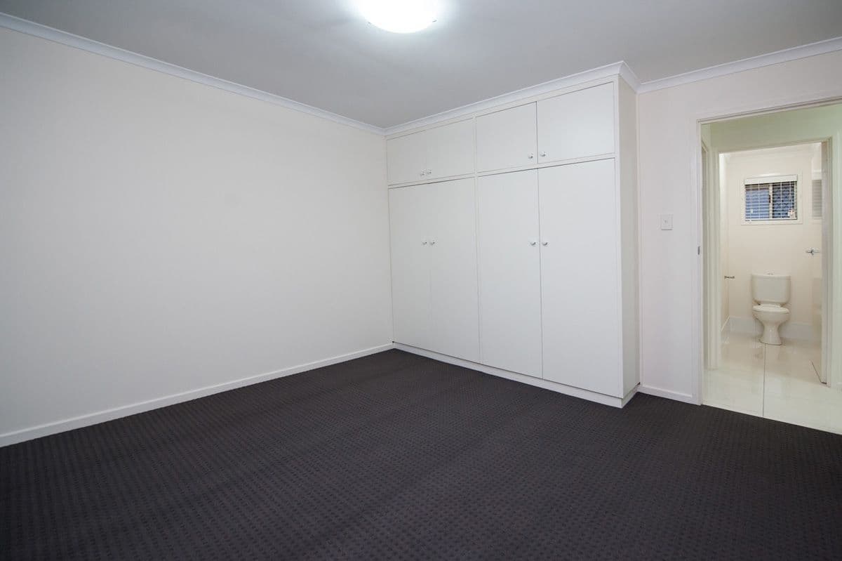 61 Cleary Street, Centenary Heights QLD 4350, Centenary Heights - Thumbnail 4