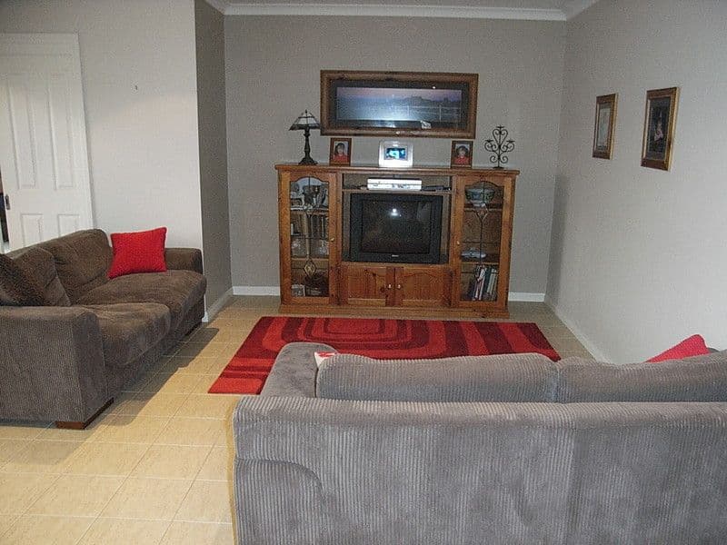 6 Victoria Place, ECHUCA VIC 3564, Echuca - Thumbnail 2