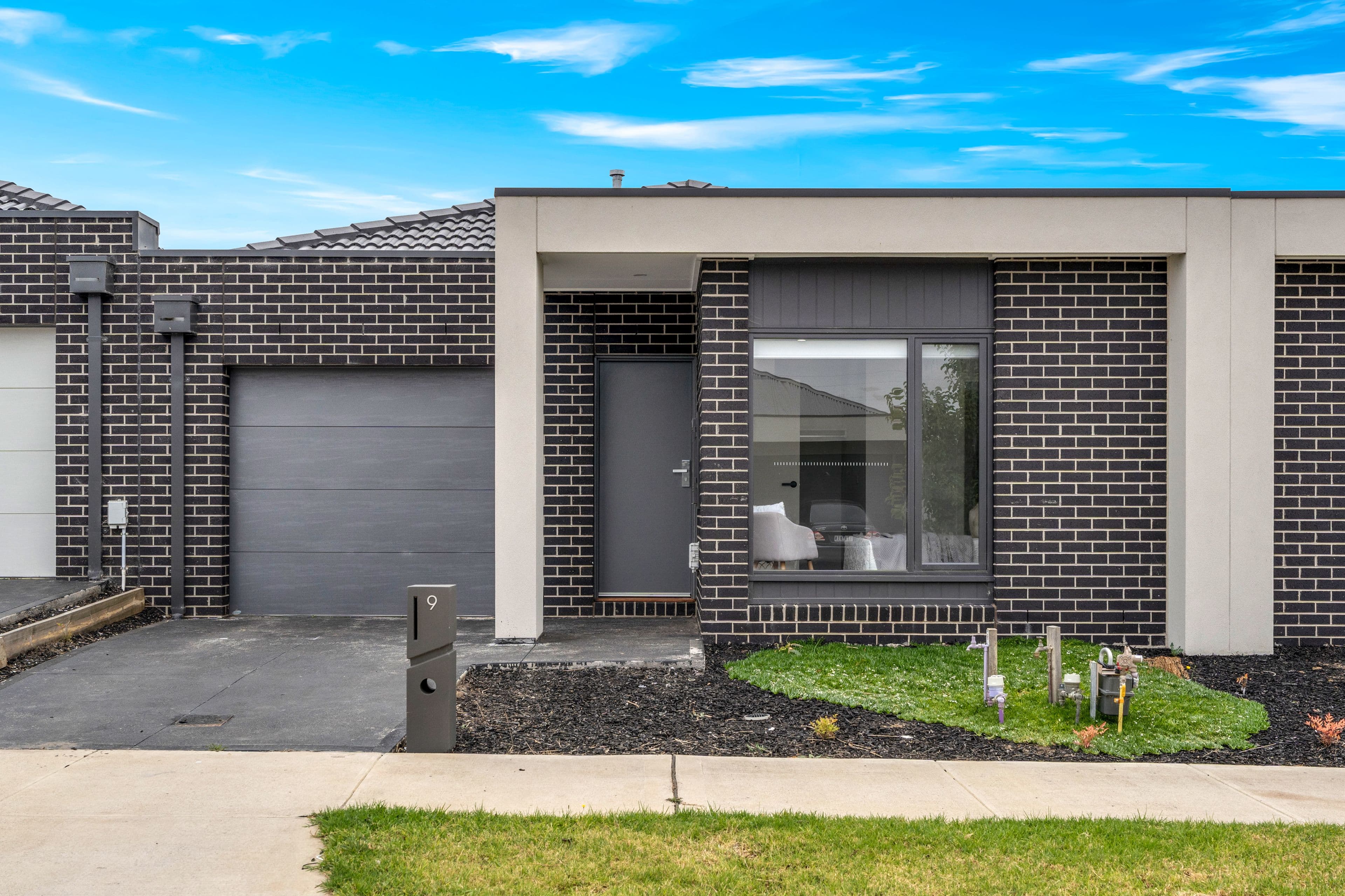 9 Frangipani Way, Mickleham VIC 3064, Mickleham - Thumbnail 2