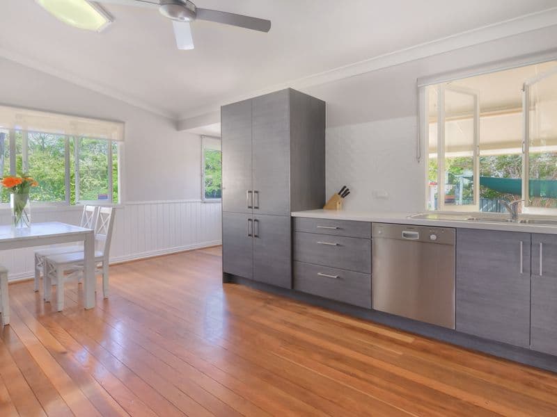 22 Lindale Street, CHERMSIDE WEST QLD 4032, Chermside West - Thumbnail 4