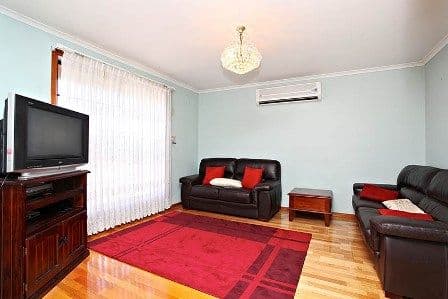24 Magnolia Street, ST ALBANS VIC 3021, St Albans - Thumbnail 2