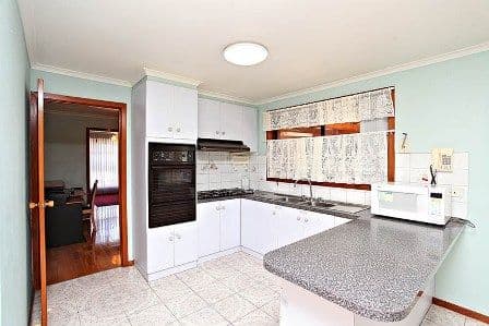24 Magnolia Street, ST ALBANS VIC 3021, St Albans - Thumbnail 4