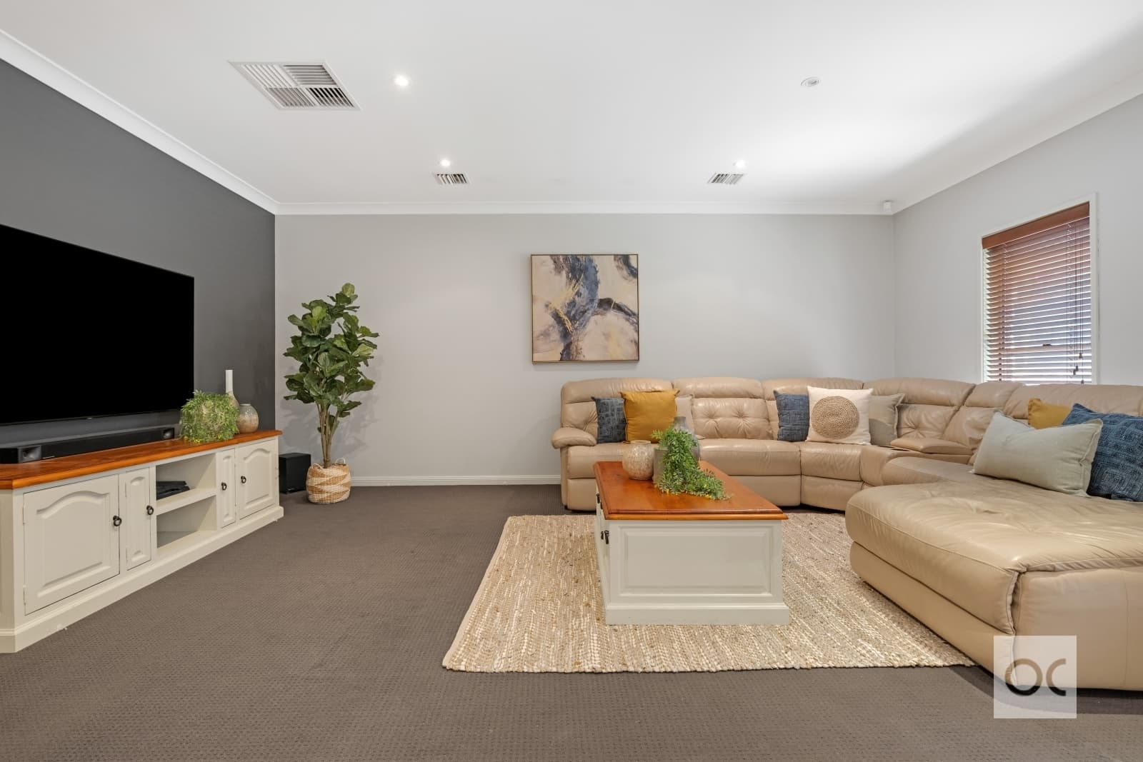 7 Canton Court, Surrey Downs - Thumbnail 7