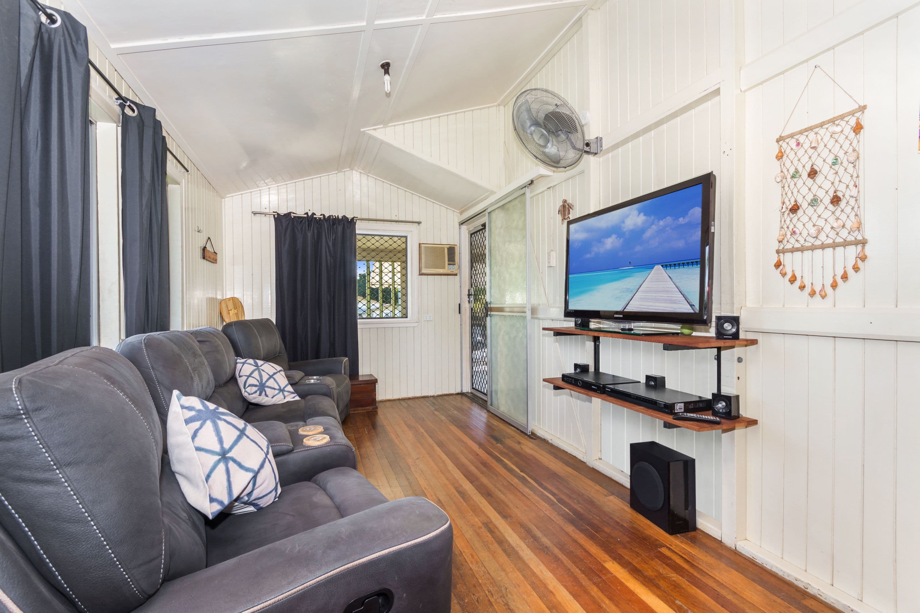 105 Corcoran Street, Currajong QLD 4812, Currajong - Thumbnail 3
