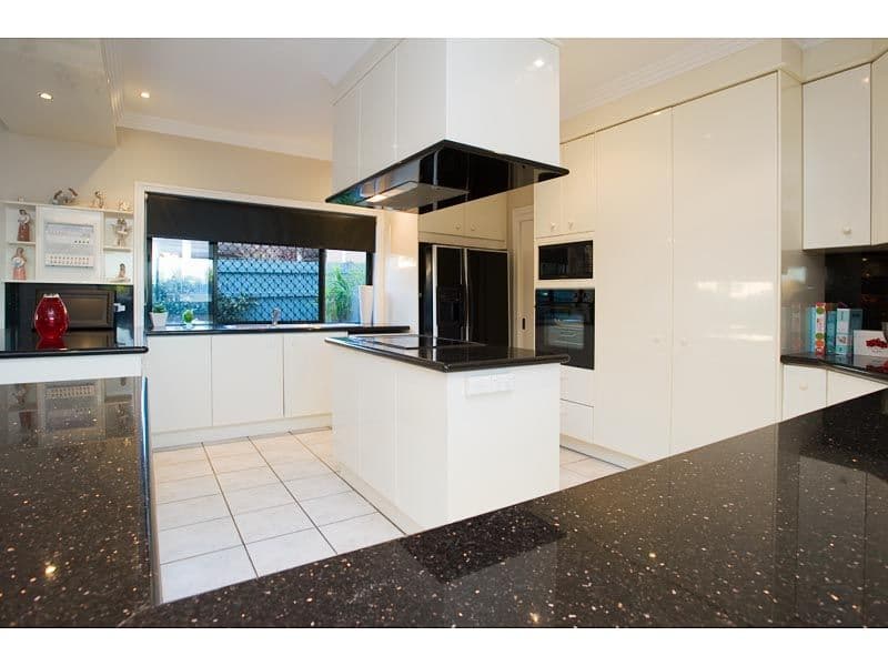 20 Holborn Crescent, CARINDALE QLD 4152, Carindale - Thumbnail 8