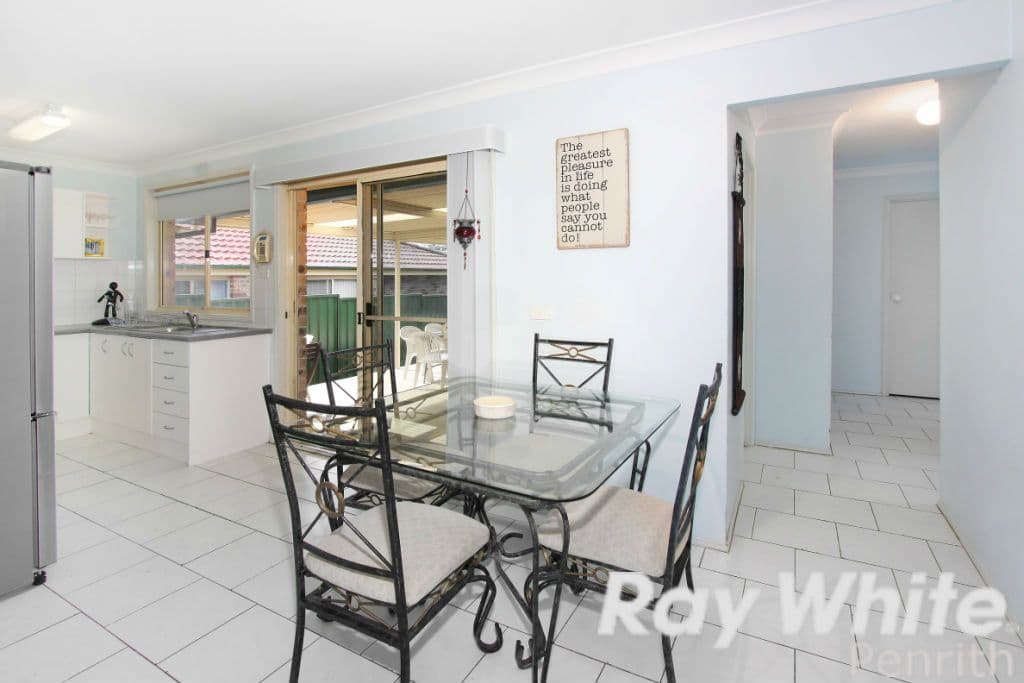 11 Jillak Close, GLENMORE PARK NSW 2745, Glenmore Park - Thumbnail 2