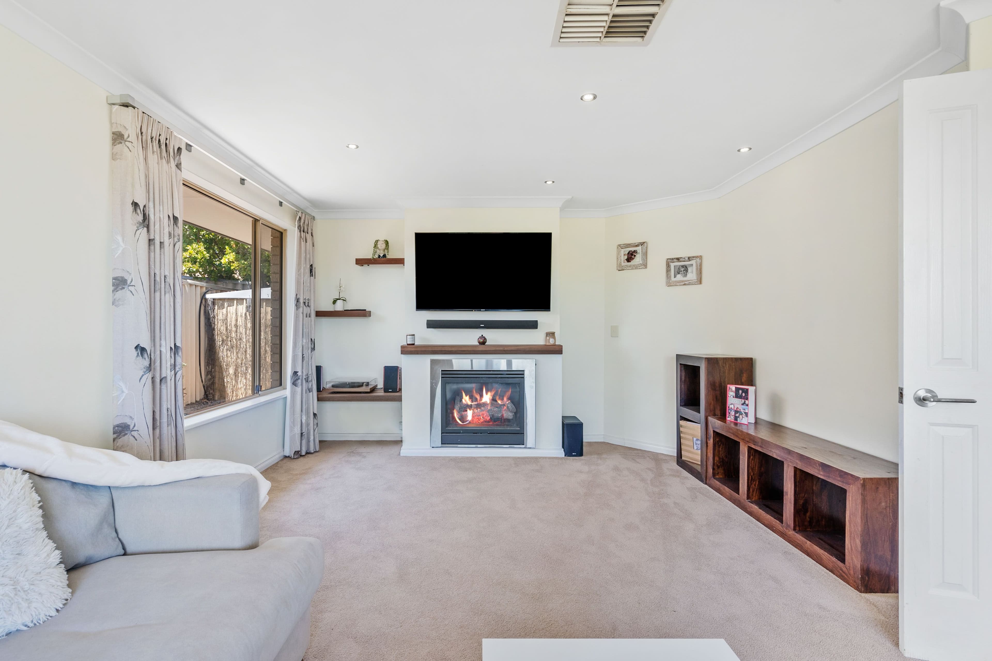 14 Clifton Gardens, Kallaroo WA 6025, Kallaroo - Thumbnail 4