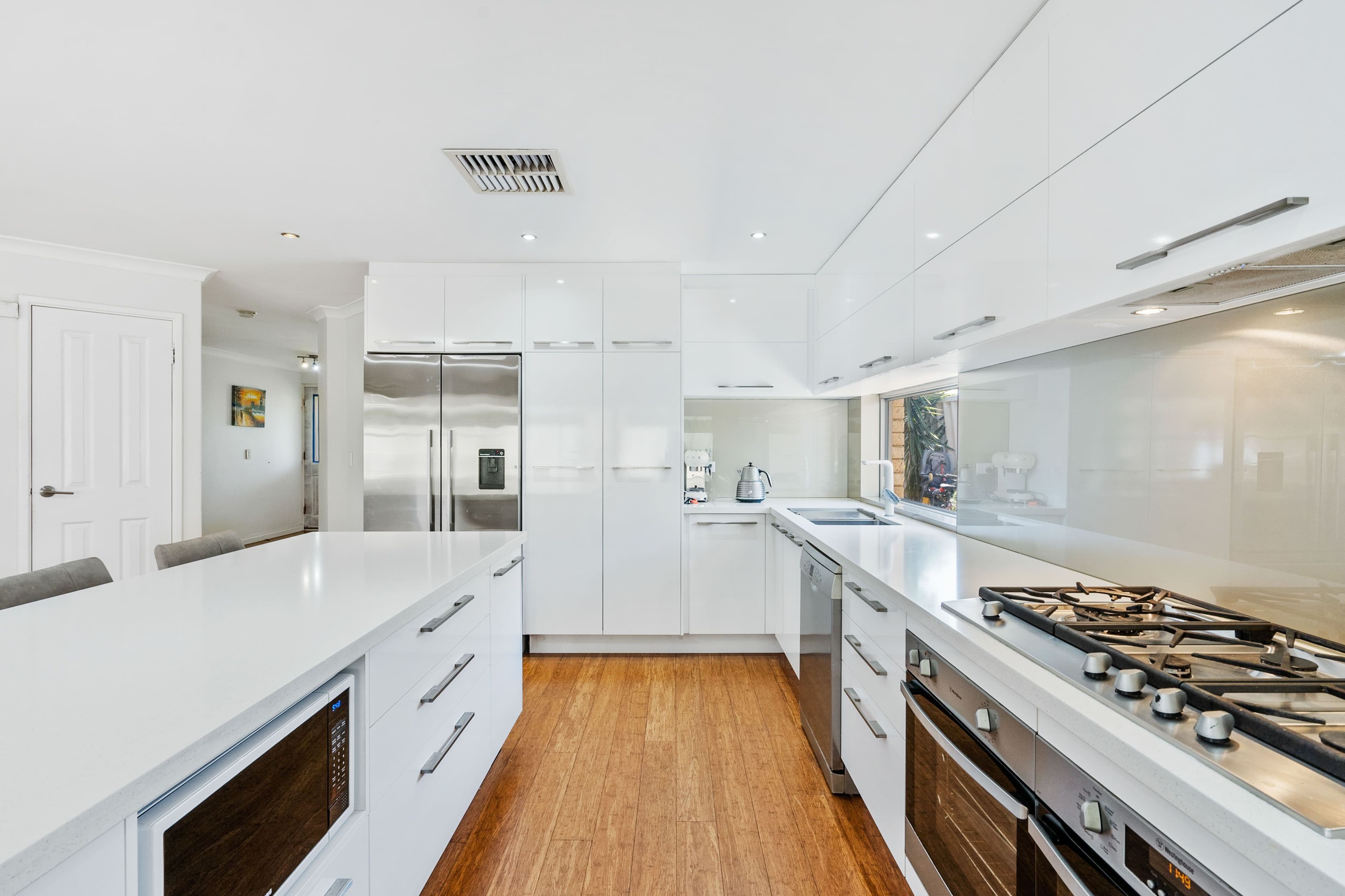 14 Clifton Gardens, Kallaroo WA 6025, Kallaroo - Thumbnail 8