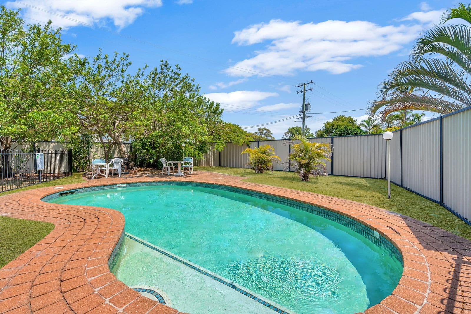 14 Brett Avenue, Labrador QLD 4215, Labrador - Thumbnail 2