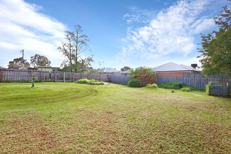 9 Sinclair Road, Bayswater VIC 3153, Bayswater - Thumbnail 8