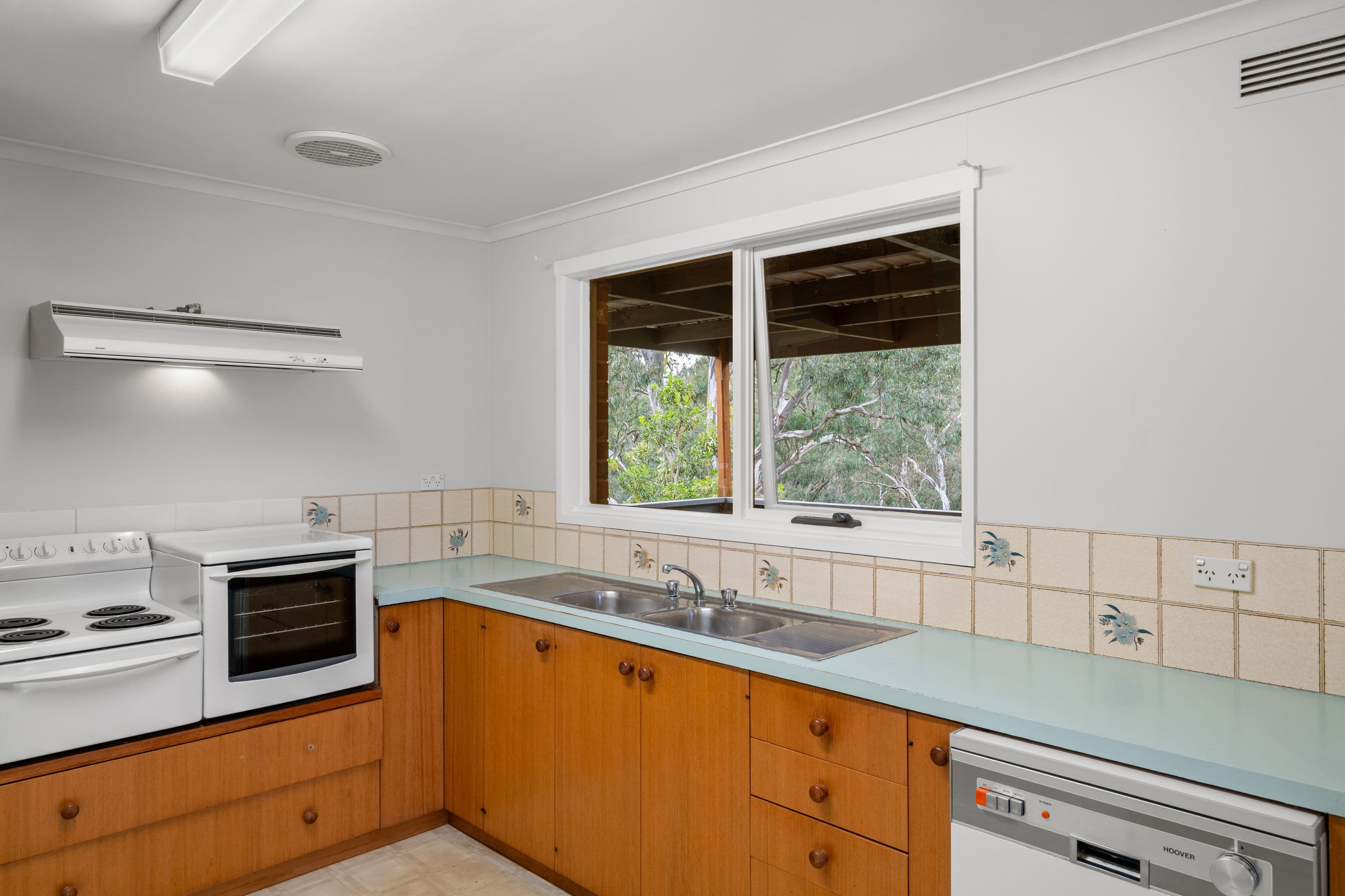 44 Hanley Crescent, Seymour VIC 3660, Seymour - Thumbnail 6