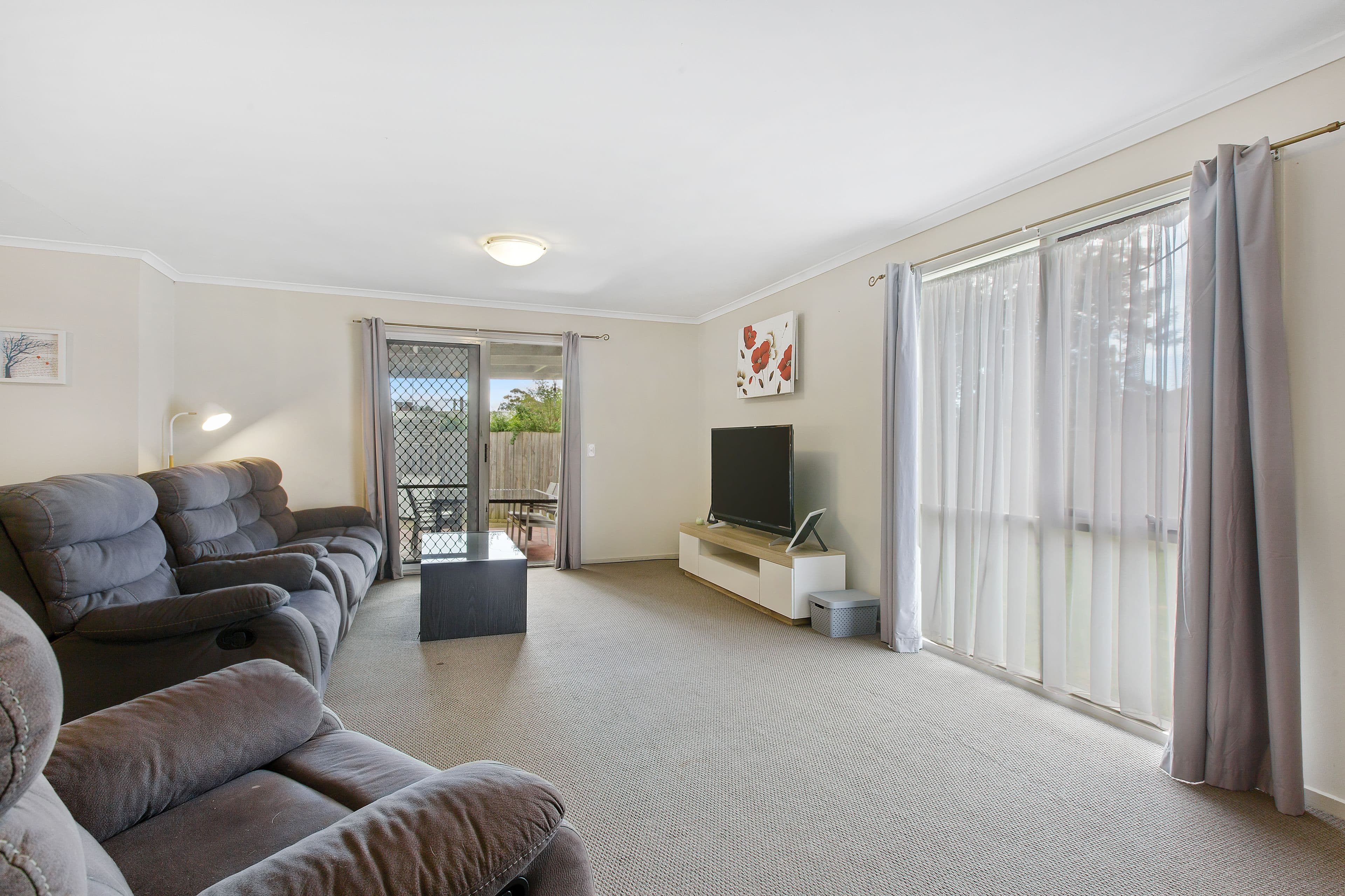 7 Dorchester Crescent, Carrum Downs VIC 3201, Carrum Downs - Thumbnail 4